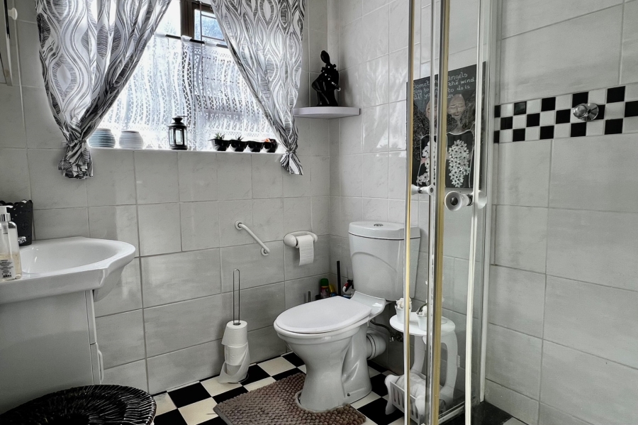 2 Bedroom Property for Sale in George South Western Cape